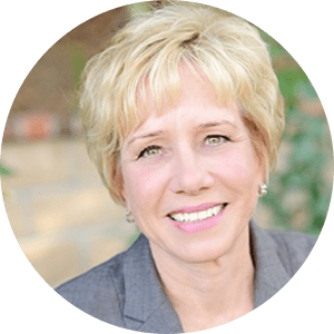 https://www.thrivescholars.org/wp-content/uploads/2021/01/kari-van-gundy-photo@2x.png